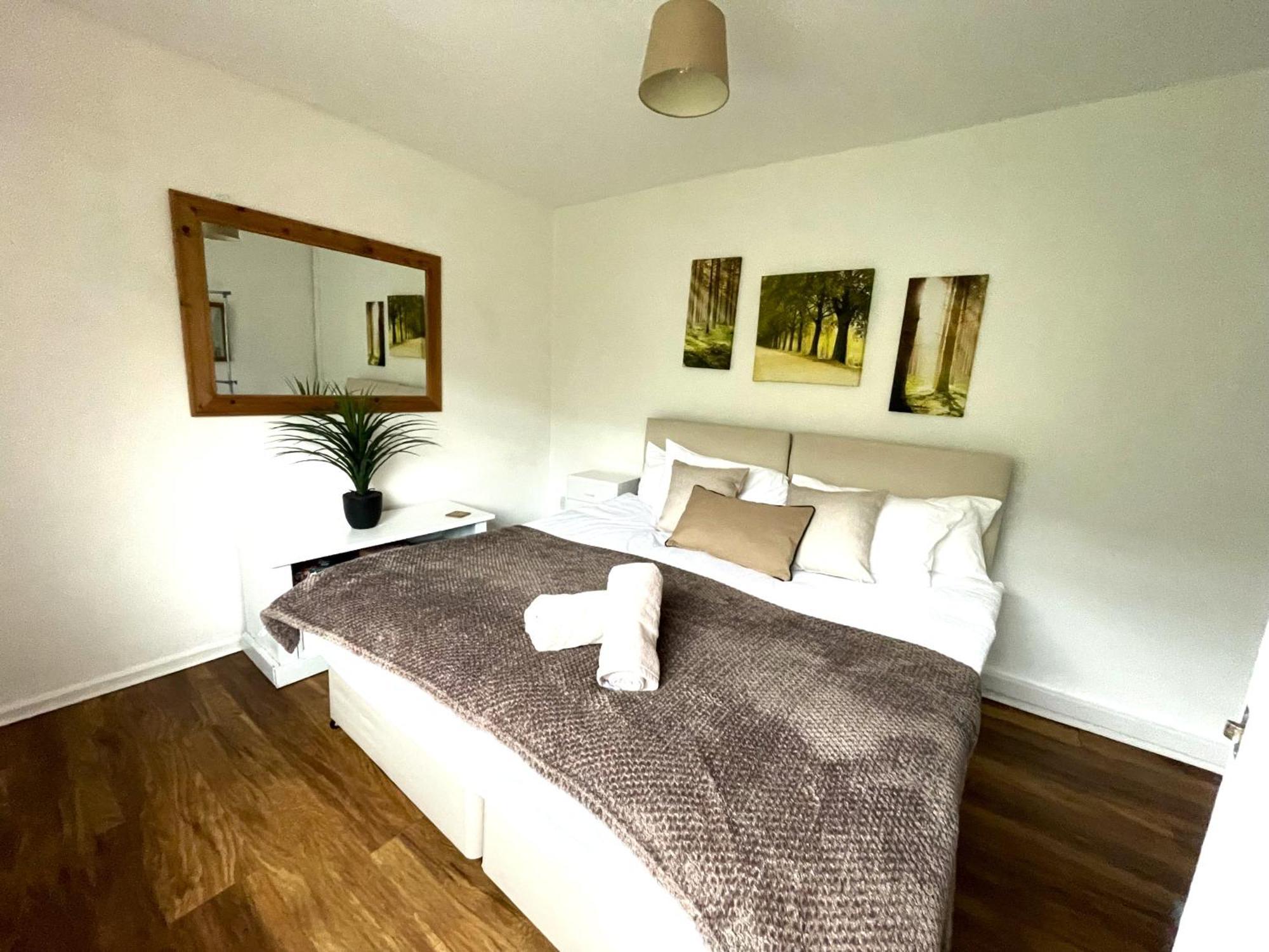 Afan Valley Home - Contractor Accommodation Port Talbot Bagian luar foto